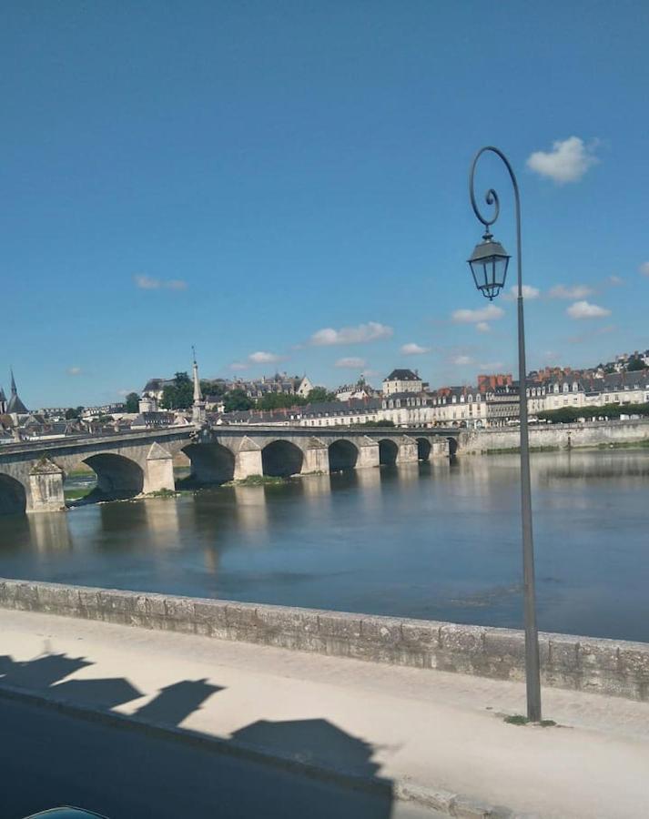 La Petite Maison Du Quai Apartman Blois Kültér fotó
